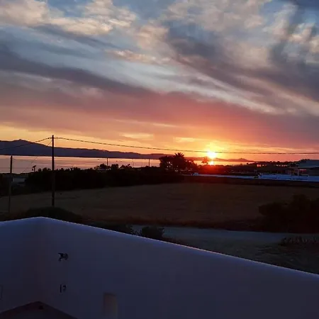 Beachfront Private At Kalais - Stunning Sea & Sunset Views, Bus Stop Outside, Easy Naxos Town Access, Free Chairs *