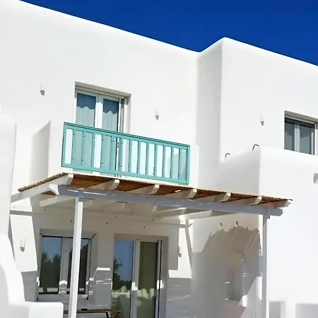 公寓 Kalais Beachfront Suites - Stunning Sea & Sunset Views, Free Beach Chairs, Bus Stop Outside, 12 Min From Naxos Town *