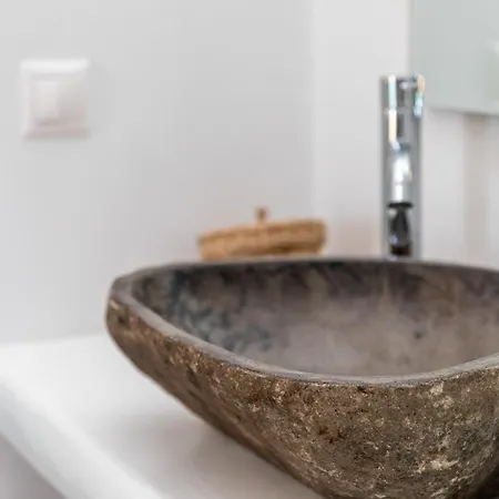 Beachfront Private At Kalais - Stunning Sea & Sunset Views, Bus Stop Outside, Easy Naxos Town Access, Free Chairs * Pláka