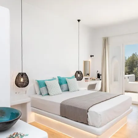 Kalais Beachfront - Stunning Sea & Sunset Views, Free Chairs, Bus Stop Outside, 12 Min From Naxos Town, 200 Mbps Wifi *