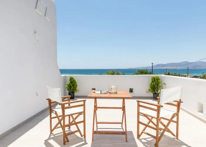 Kalais Beachfront Private Suites - Stunning Sea & Sunset Views, Bus Stop Outside, 12-Minute Drive From Naxos Town, Free Beach Chairs - Escape To Elysium * Pláka