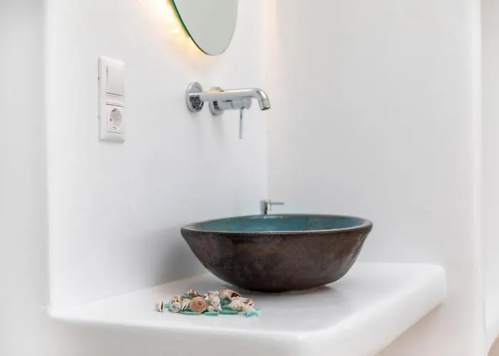 Appartement Kalais Beachfront Private Suites - Stunning Sea & Sunset Views, Bus Stop Outside, 12-Minute Drive From Naxos Town, Free Beach Chairs - Escape To Elysium