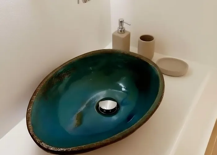 Appartement Kalais Beachfront Private Suites - Stunning Sea & Sunset Views, Bus Stop Outside, 12-Minute Drive From Naxos Town, Free Beach Chairs - Escape To Elysium Pláka